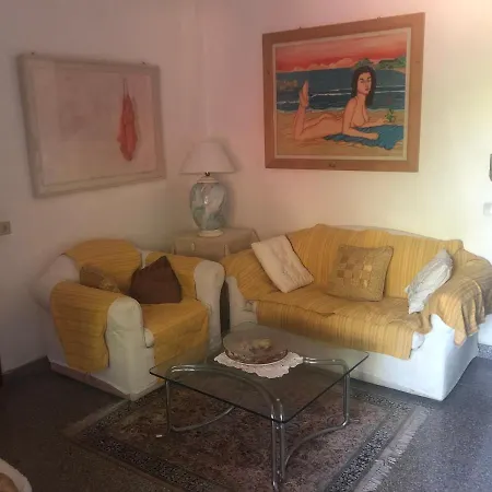 Casa Vacanza * Olbia